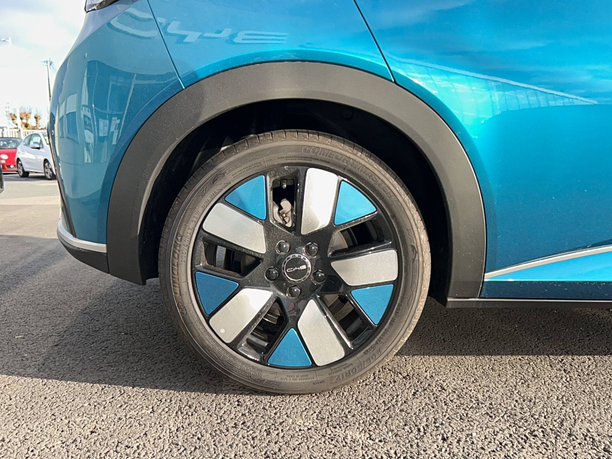 Vente en ligne Byd Dolphin  60,4 kWh 204 ch au prix de 27 990 €