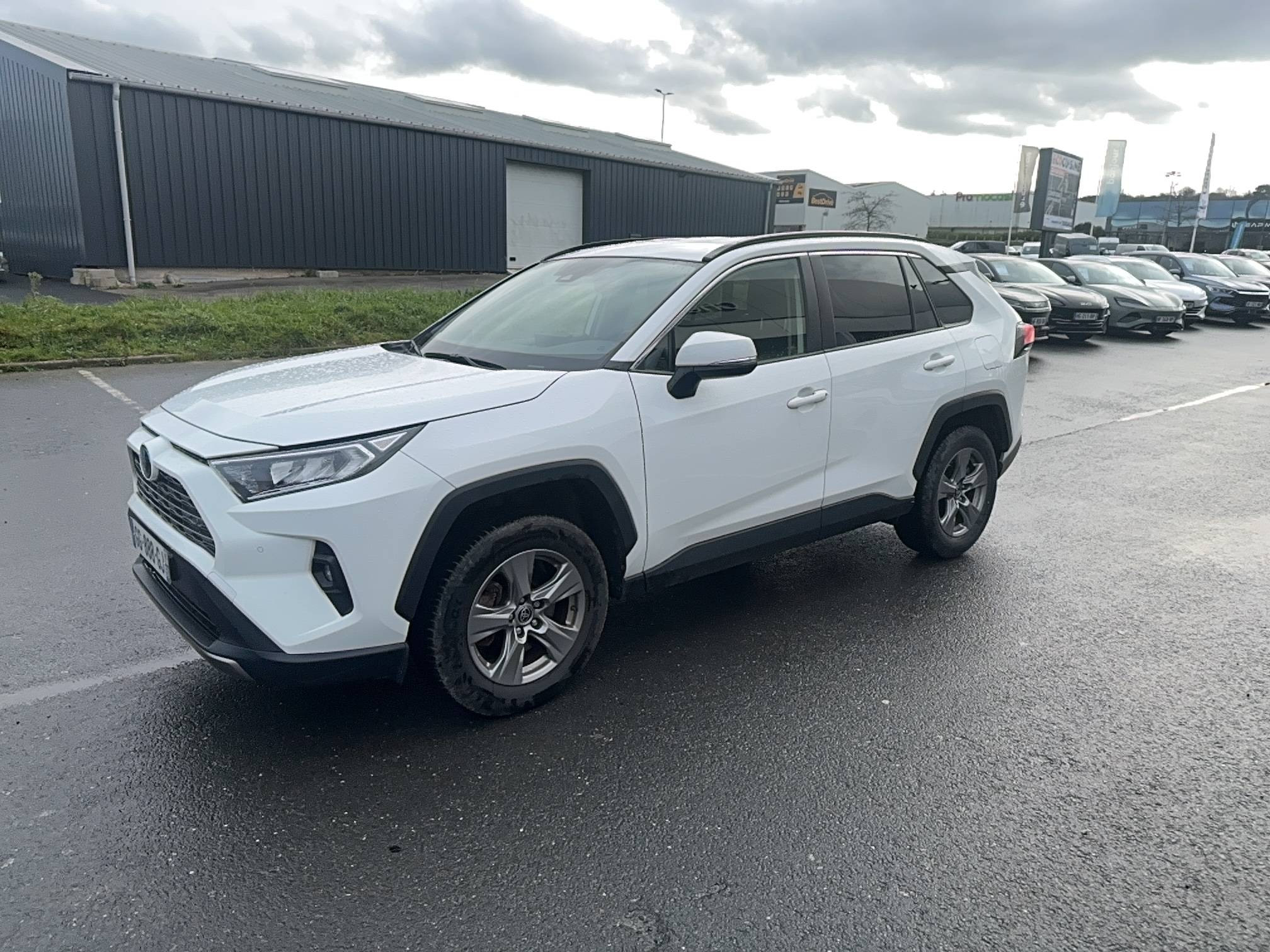 Toyota RAV4 RAV4 Hybride 218 ch 2WD occasion de 2022 en vente à Cherbourg