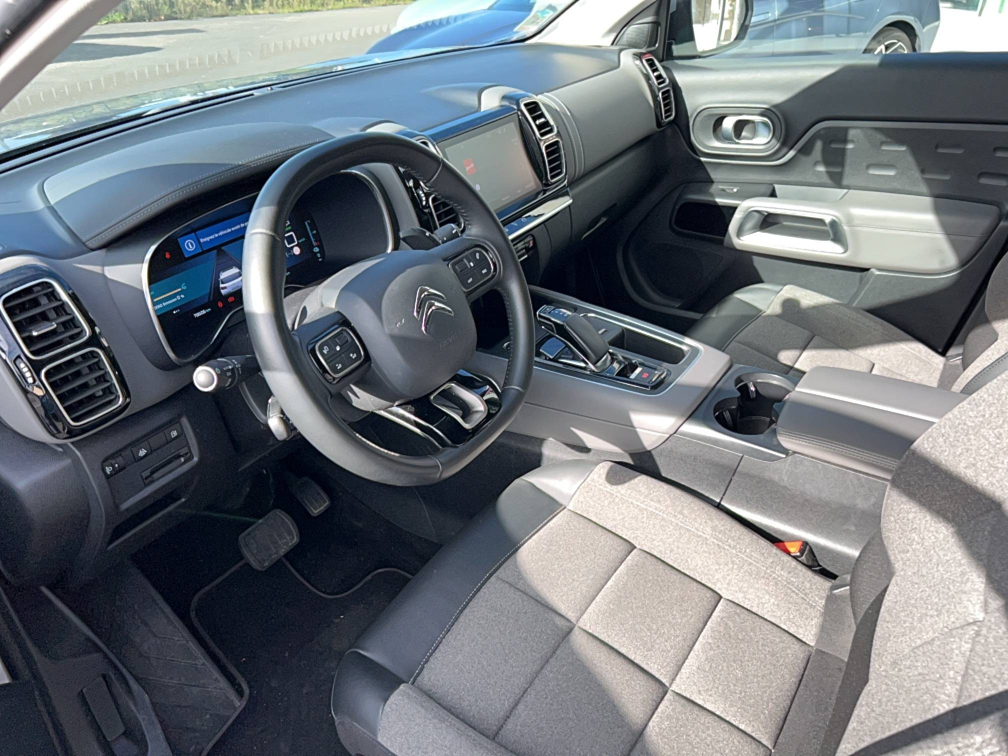 Vente en ligne Citroën C5 Aircross  Hybride Rechargeable 225 S&S e-EAT8 au prix de 19 990 €