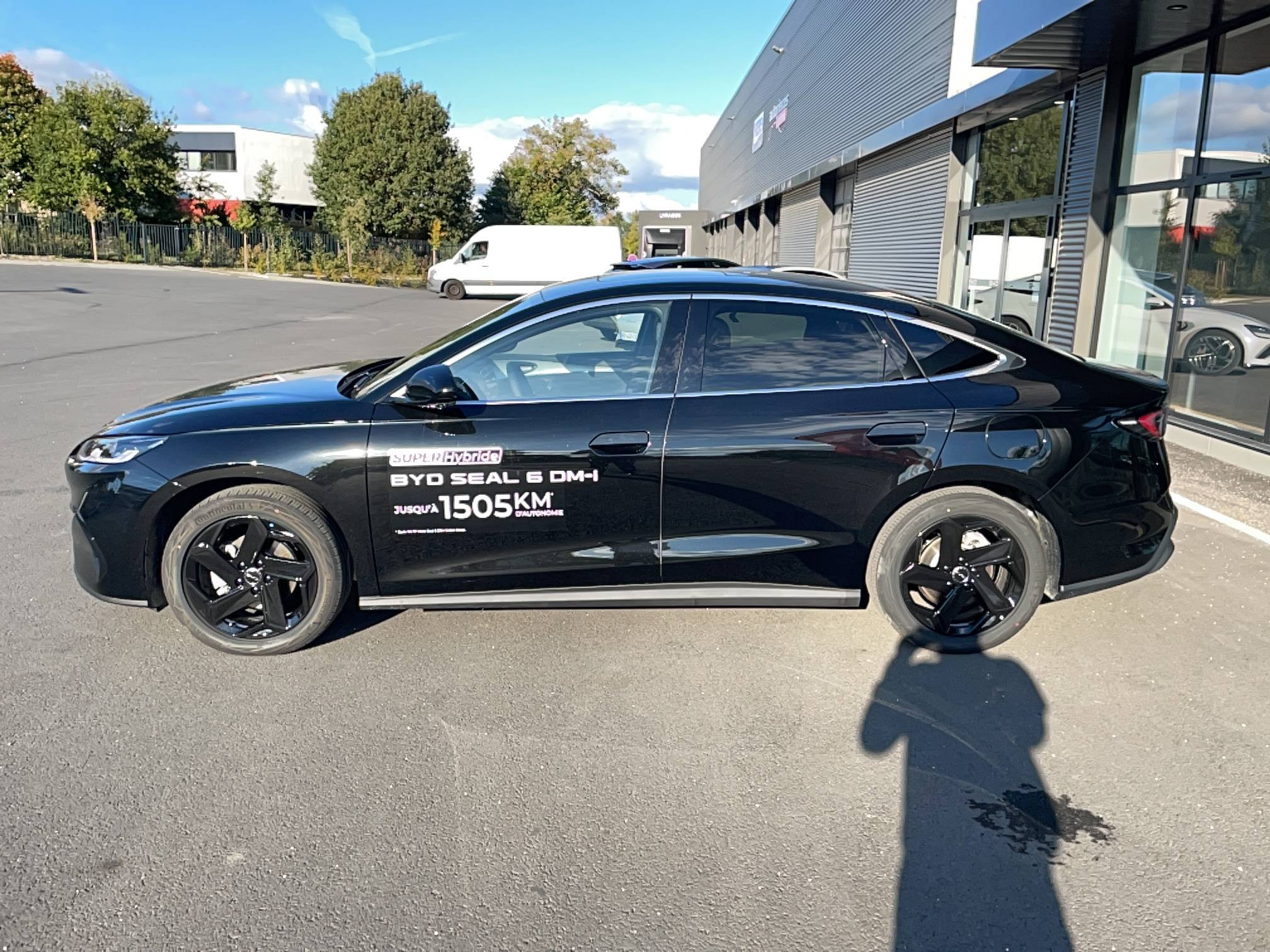 Vente en ligne Byd Seal 6 DM-i  1.5l DM-i 156 kW PHEV au prix de 34 990 €