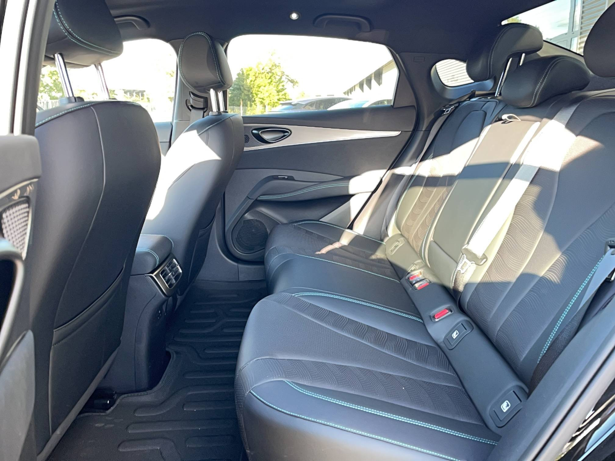 Vente en ligne Byd Seal 6 DM-i  1.5l DM-i 156 kW PHEV au prix de 34 990 €