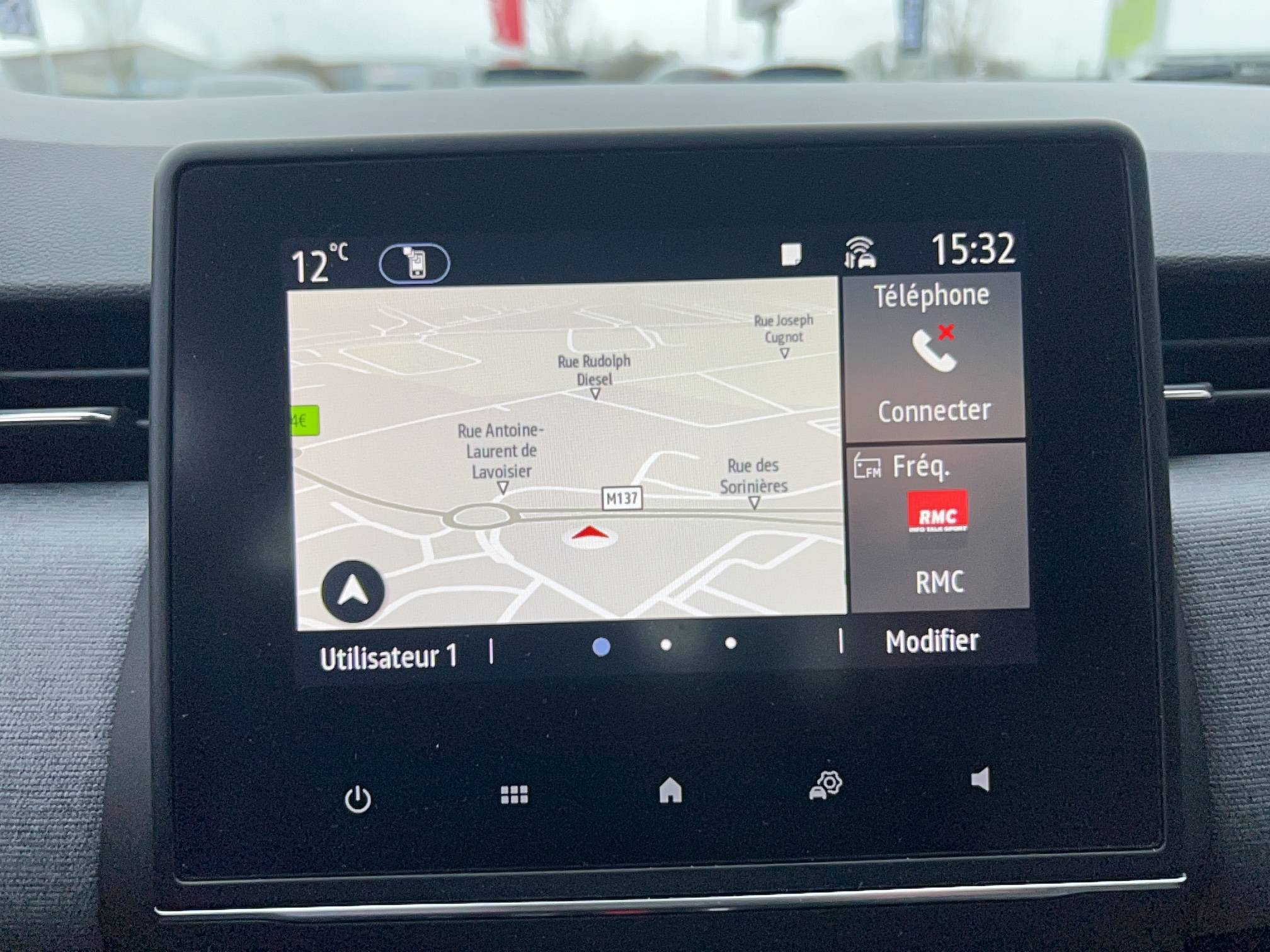 Vente en ligne Renault Clio 5 Clio E-Tech full hybrid 145 ch GSR2 au prix de 19 970 €