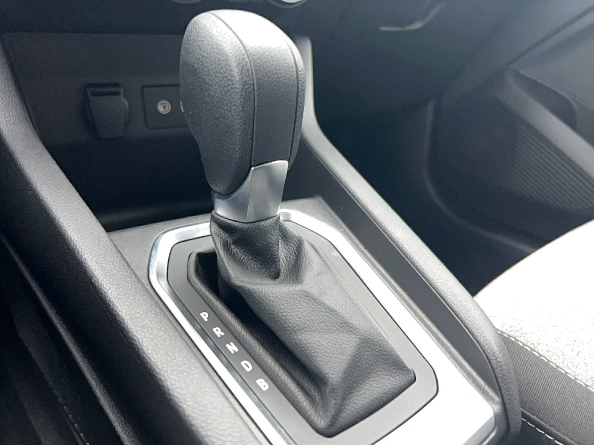 Vente en ligne Renault Clio 5 Clio E-Tech full hybrid 145 ch GSR2 au prix de 19 970 €