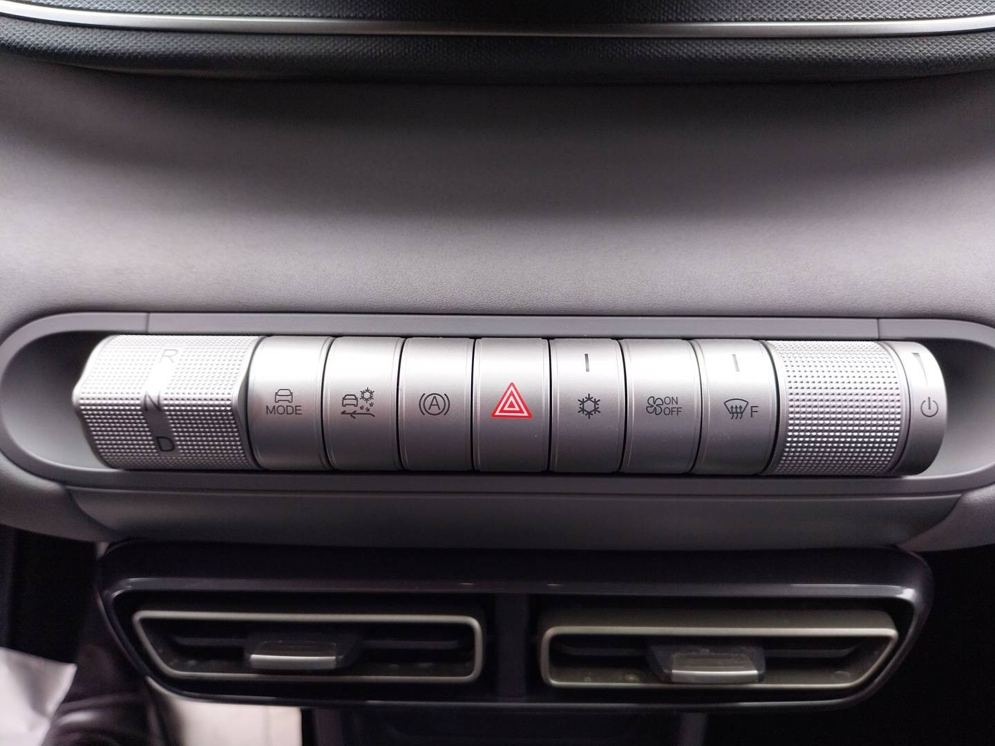 Vente en ligne Byd Dolphin Surf  43.2 kWh 156 ch au prix de 23 261 €