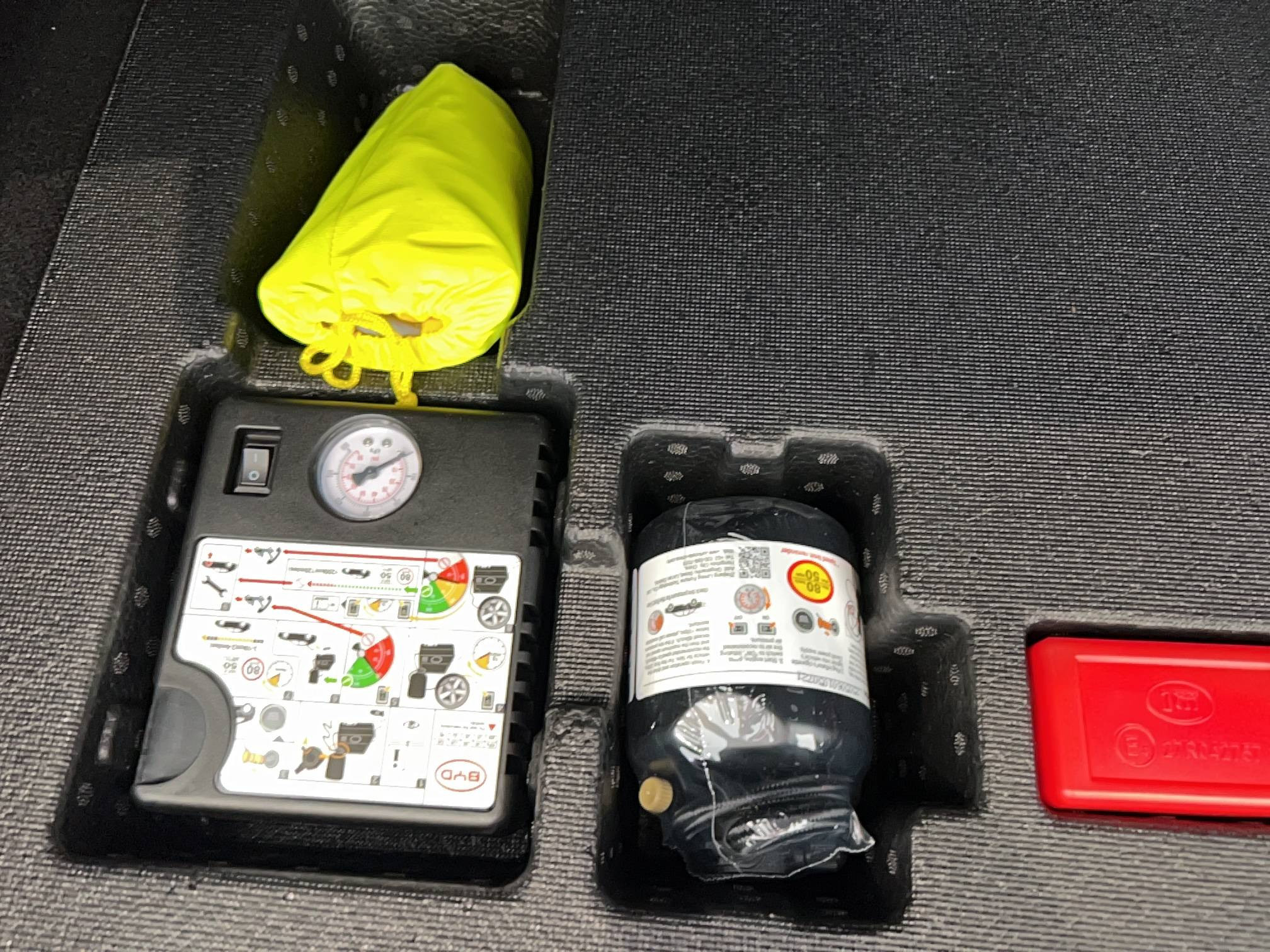 Vente en ligne Byd Seal 6 DM-i Touring  1.5l DM-i 156 kW PHEV au prix de 41 890 €