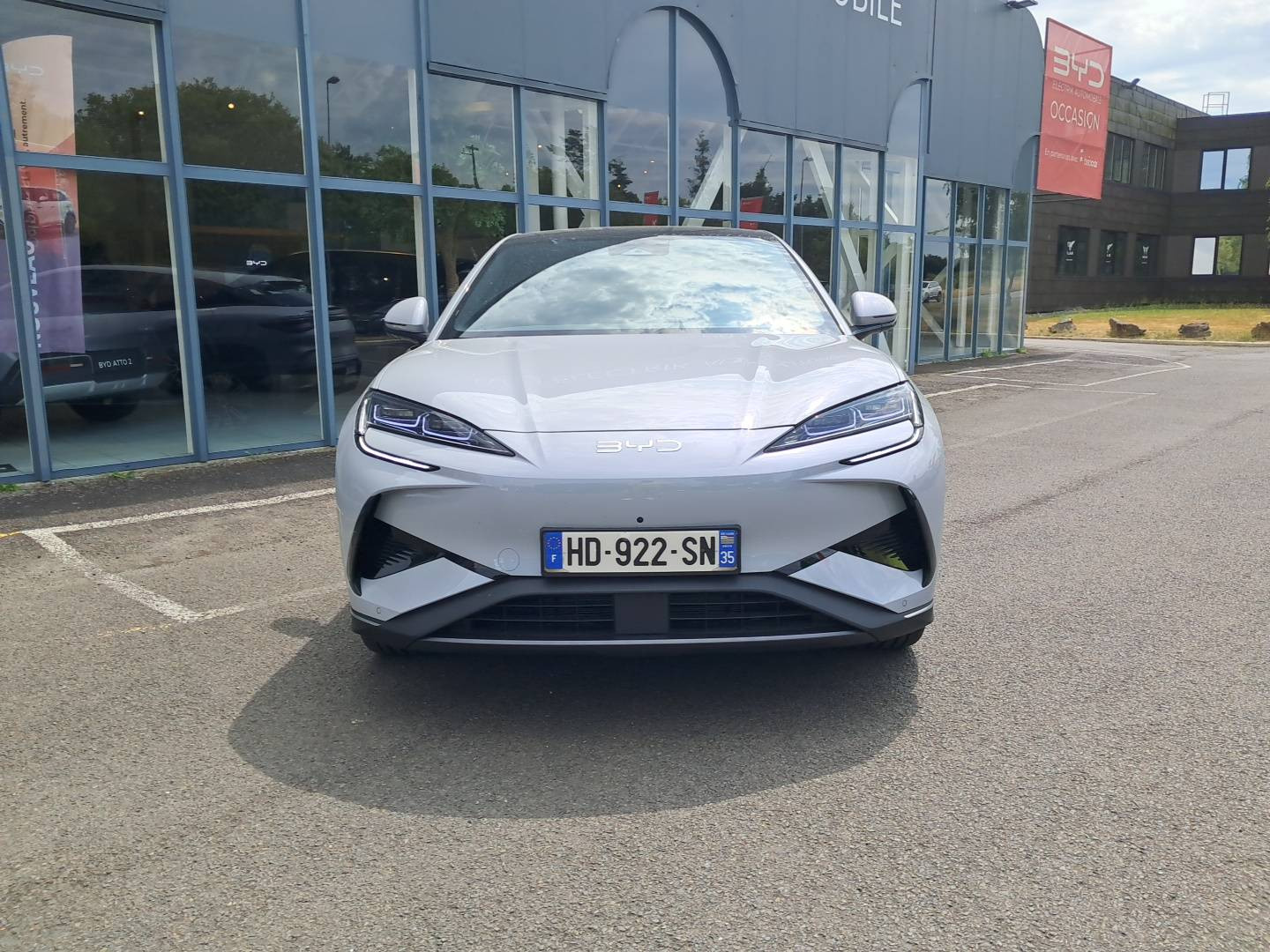 Vente en ligne Byd Sealion 7  91.3 kWh 530ch AWD au prix de 50 870 €