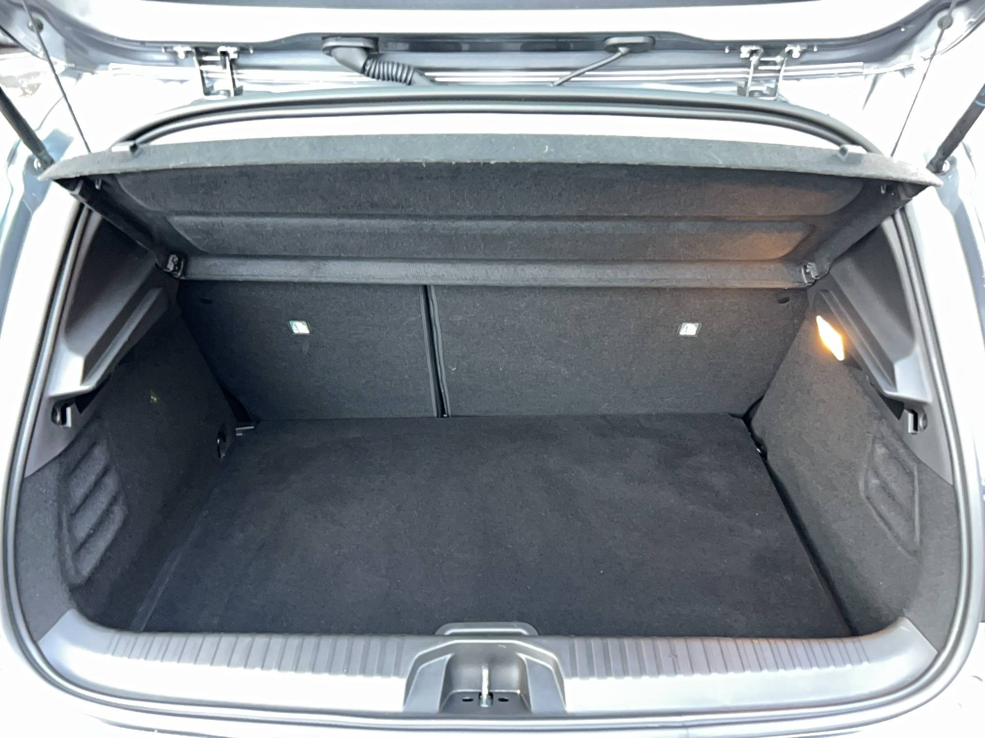 Vente en ligne Renault Clio 5 Clio TCe 90 au prix de 13 990 €