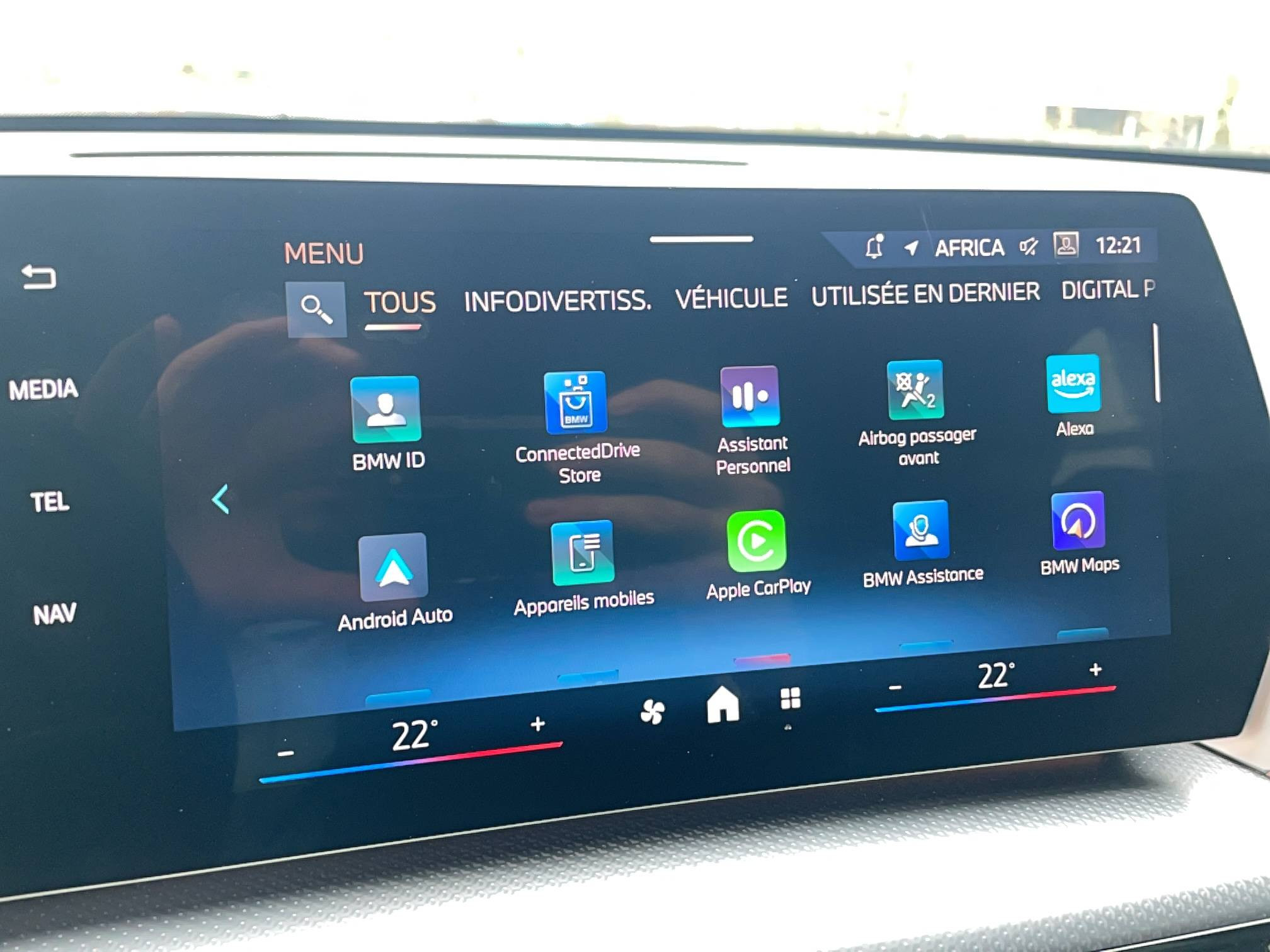 Vente en ligne Bmw iX iX1 eDrive20 204ch BVA au prix de 33 990 €