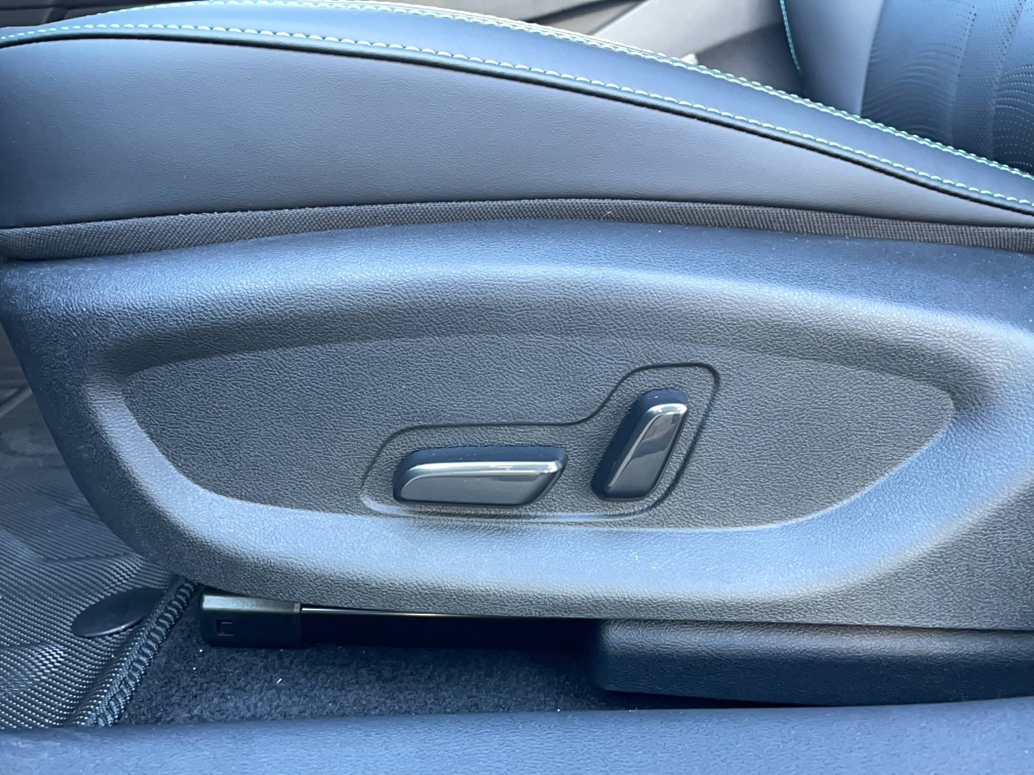 Vente en ligne Byd Seal 6 DM-i Touring  1.5l DM-i 156 kW PHEV au prix de 35 990 €