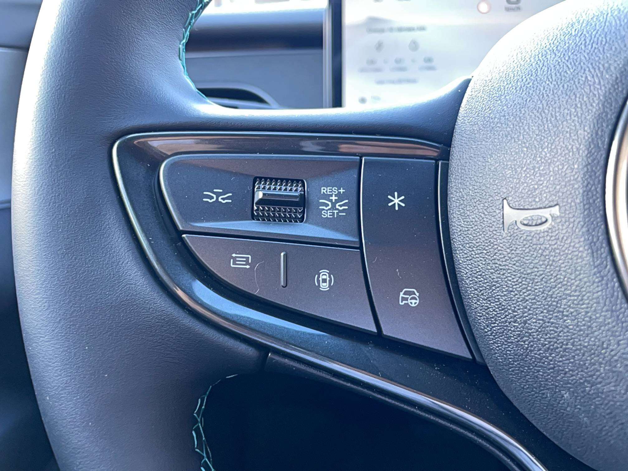 Vente en ligne Byd Seal 6 DM-i Touring  1.5l DM-i 156 kW PHEV au prix de 35 990 €