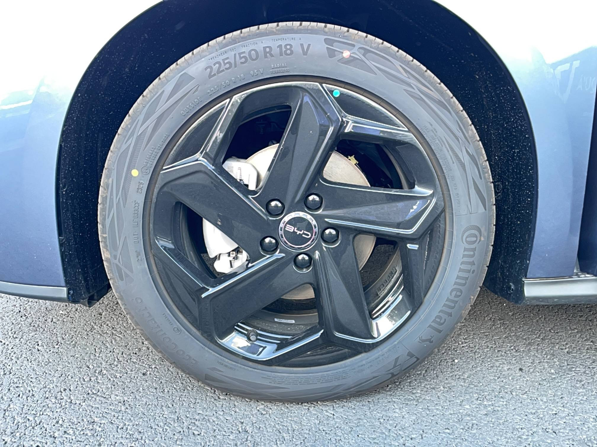 Vente en ligne Byd Seal 6 DM-i Touring  1.5l DM-i 156 kW PHEV au prix de 35 990 €