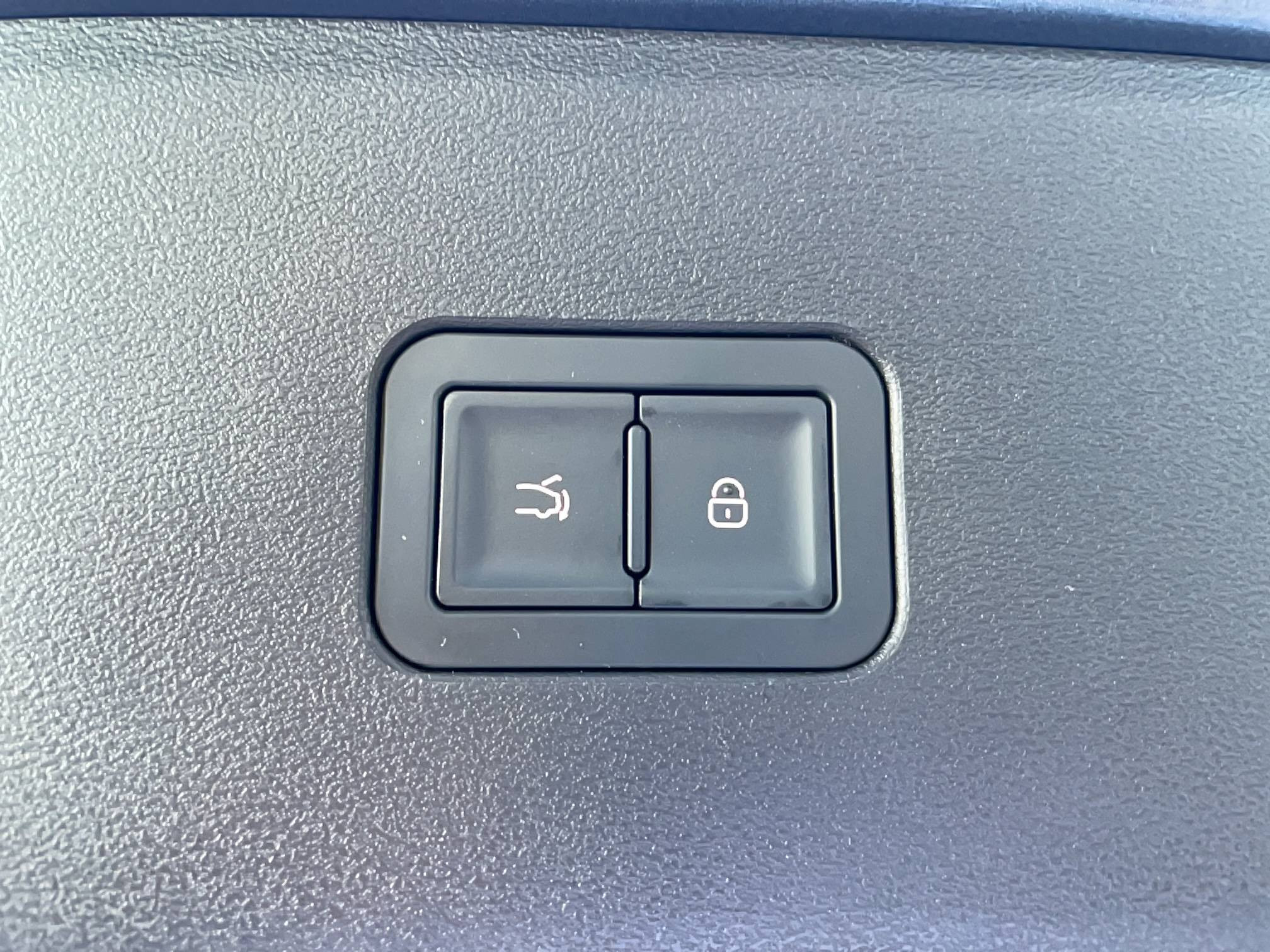 Vente en ligne Byd Seal 6 DM-i Touring  1.5l DM-i 156 kW PHEV au prix de 35 990 €