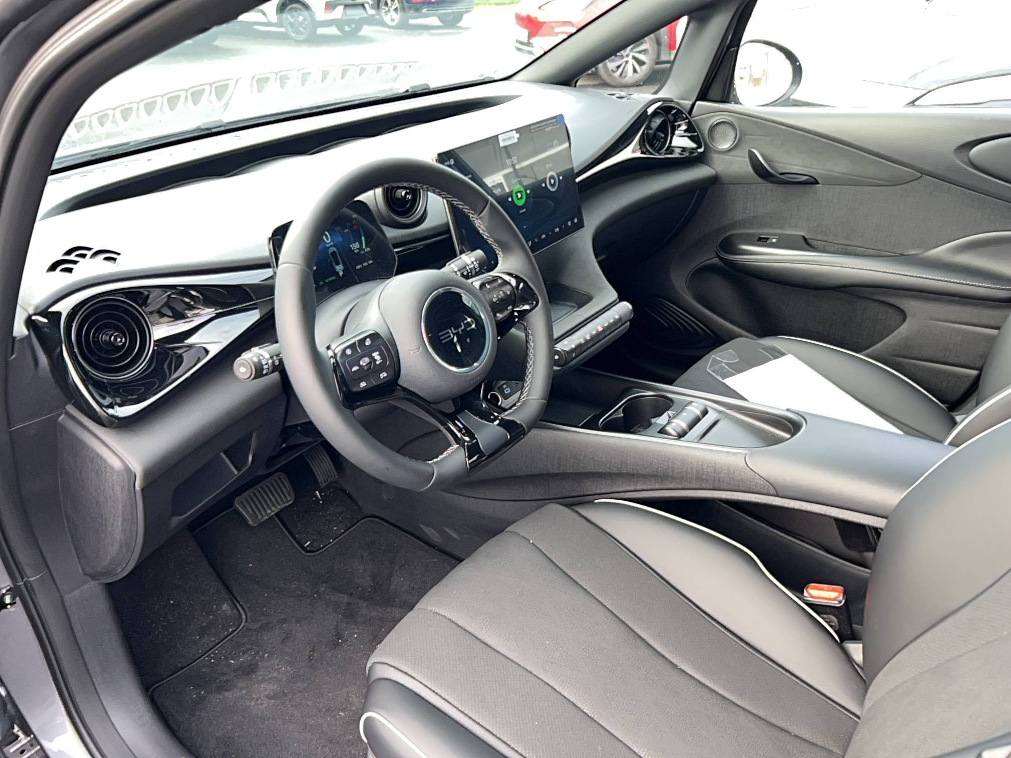 Vente en ligne Byd Dolphin  60,4 kWh 204 ch au prix de 29 590 €