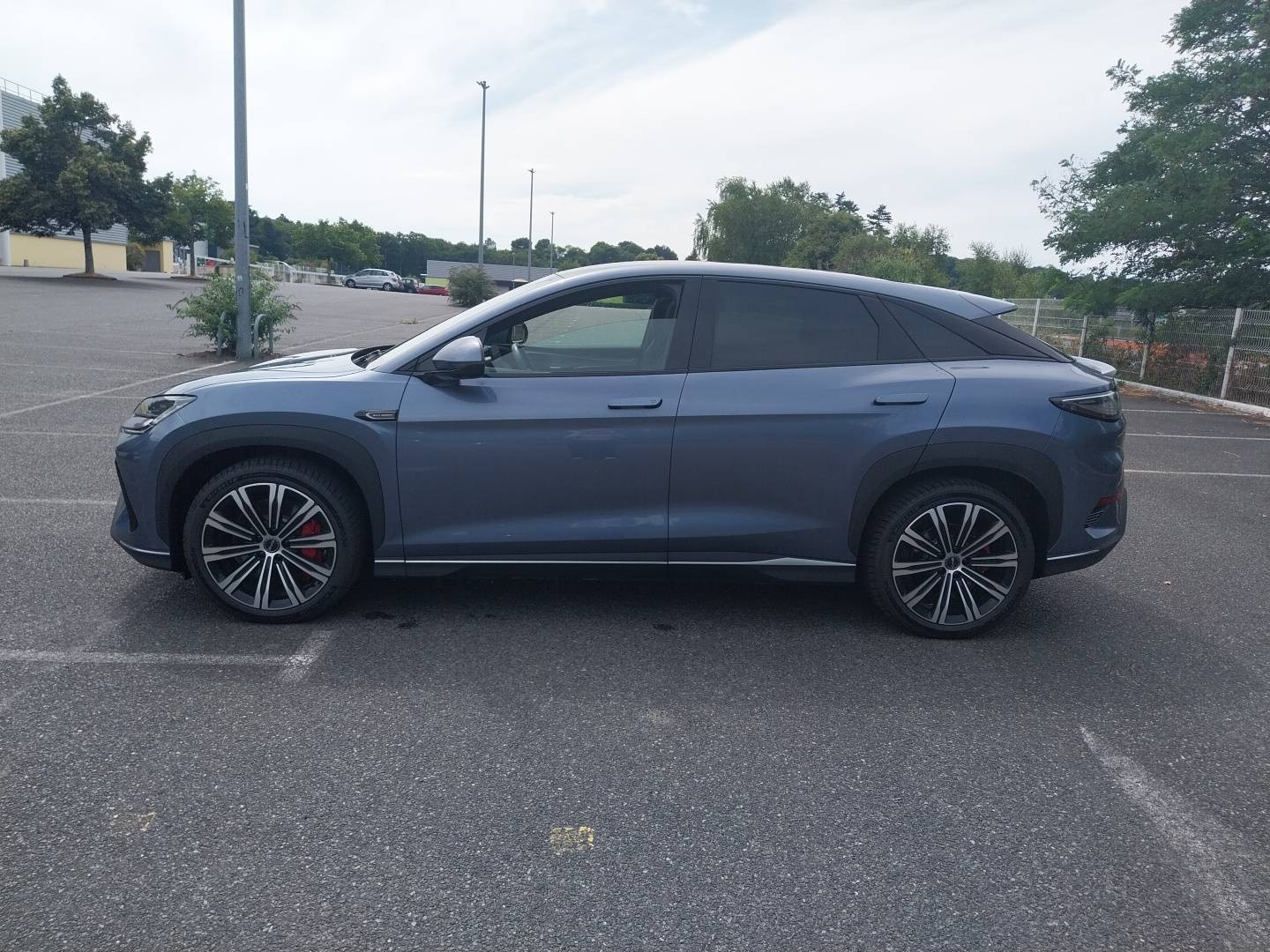 Vente en ligne Byd Sealion 7  91.3 kWh 530ch AWD au prix de 47 490 €