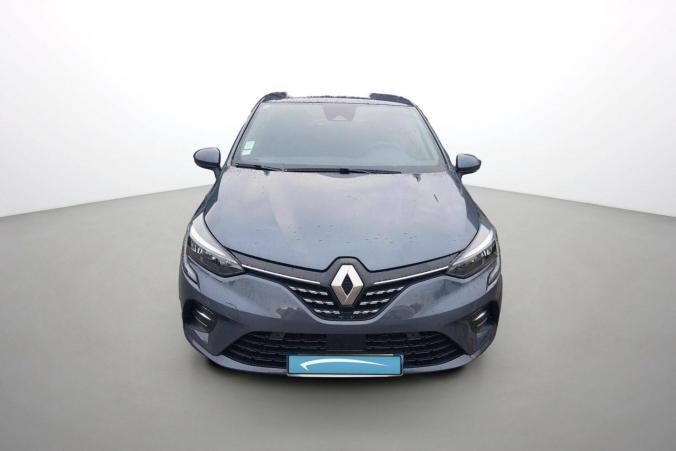 Vente en ligne Renault Clio 5 Clio E-Tech 140 au prix de 17 990 €