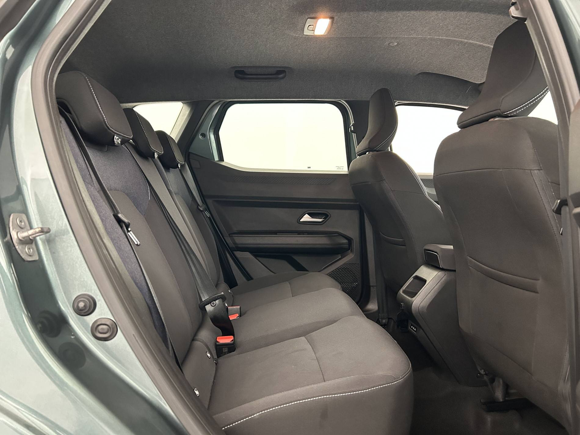 Vente en ligne Dacia Duster  Hybrid 140 au prix de 26 590 €