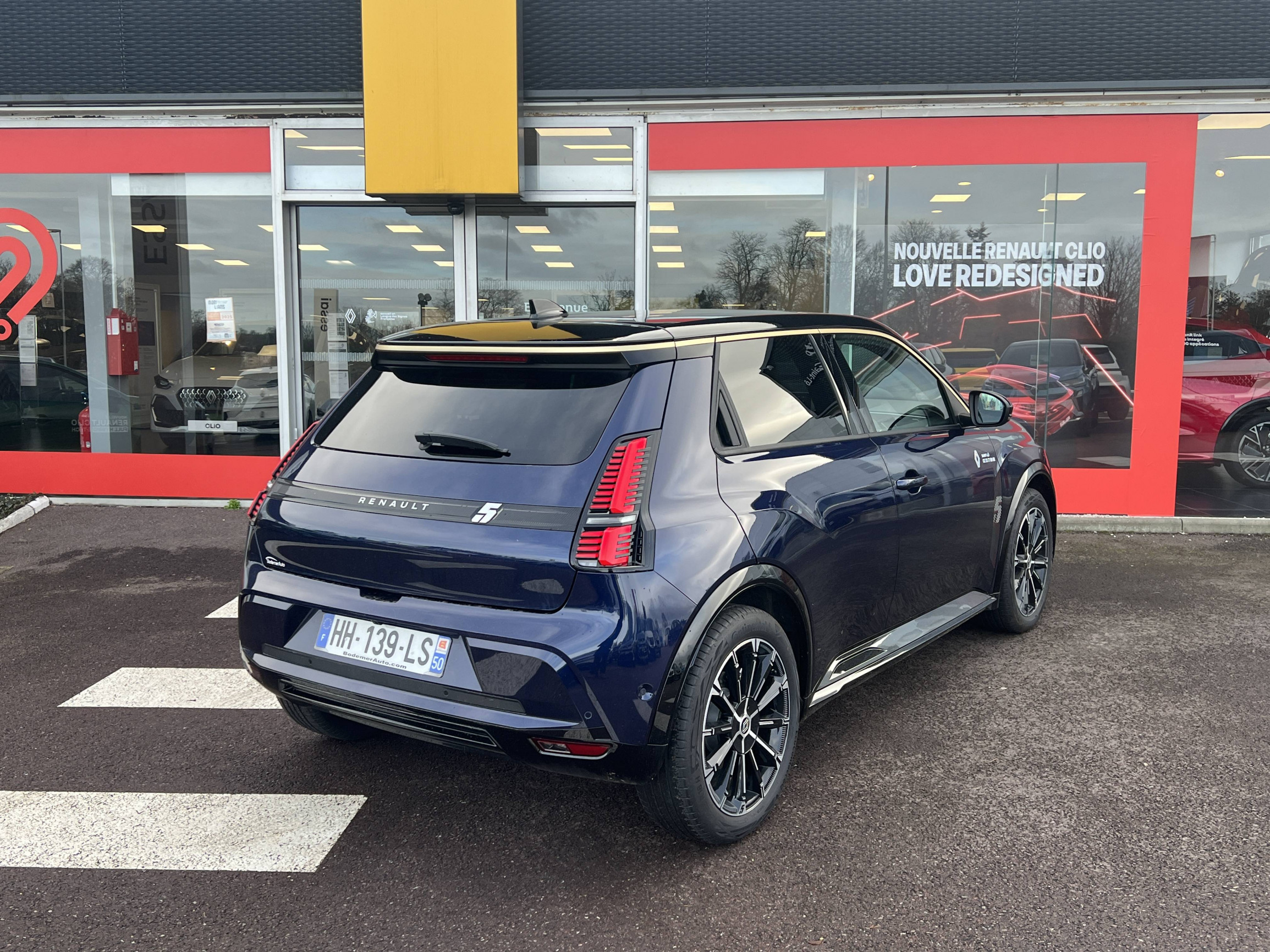 Vente en ligne Renault R5 E-Tech  150 ch autonomie confort au prix de 33 900 €