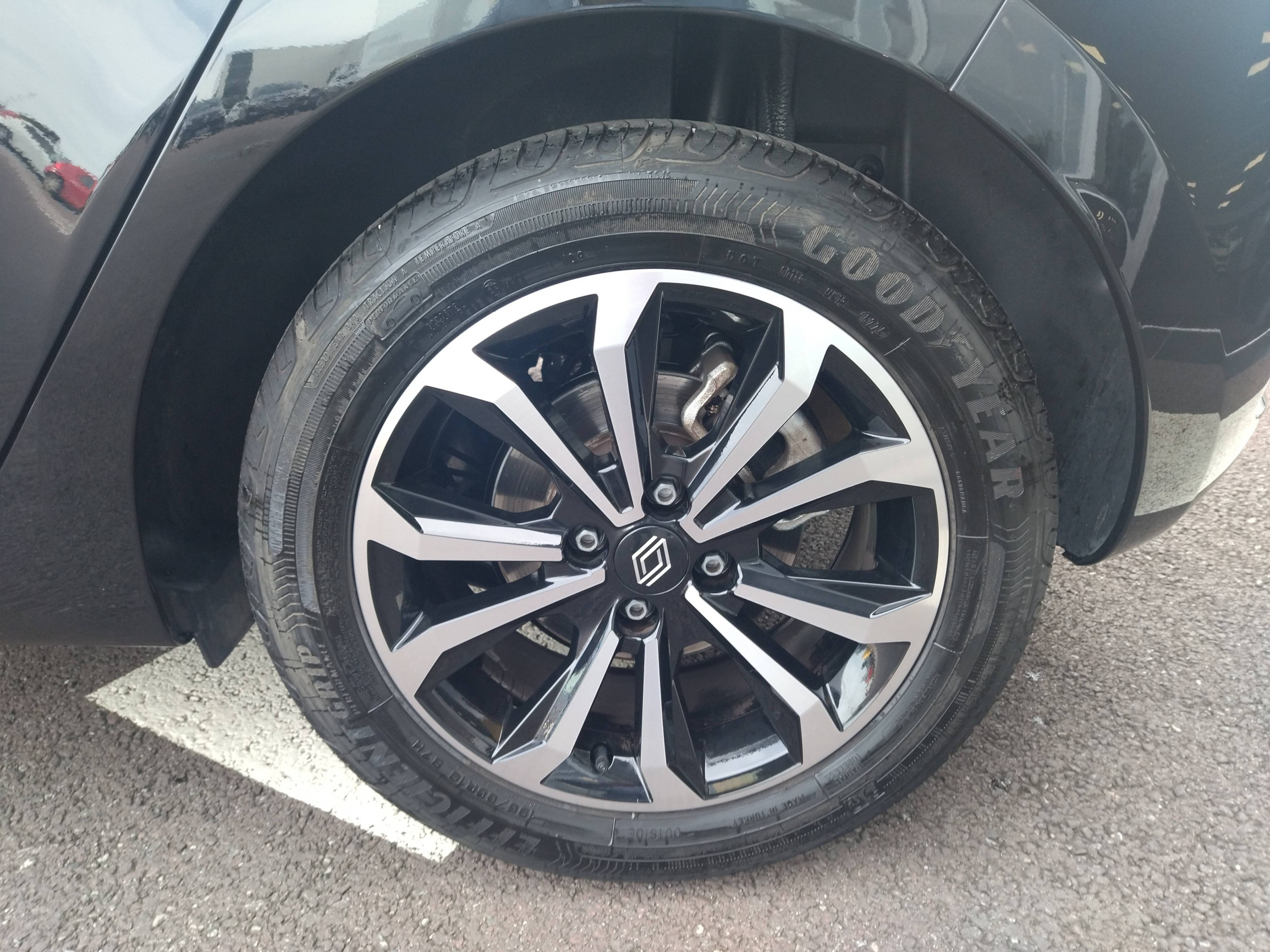 Vente en ligne Renault Clio 5 Clio TCe 90 ch GSR2 au prix de 18 990 €