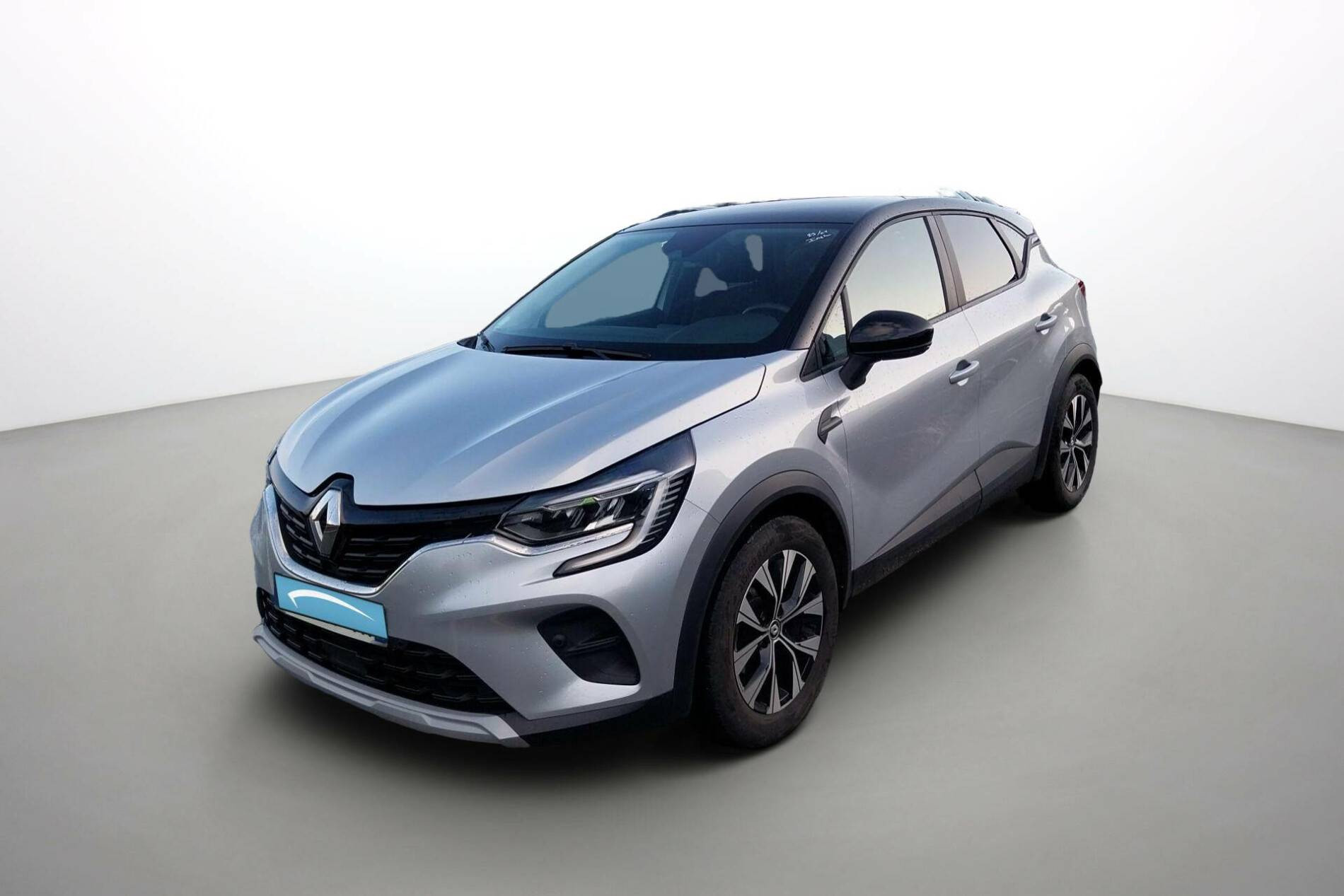 Renault Captur  E-Tech full hybrid 145 occasion de 2023 en vente à Saint-Lô