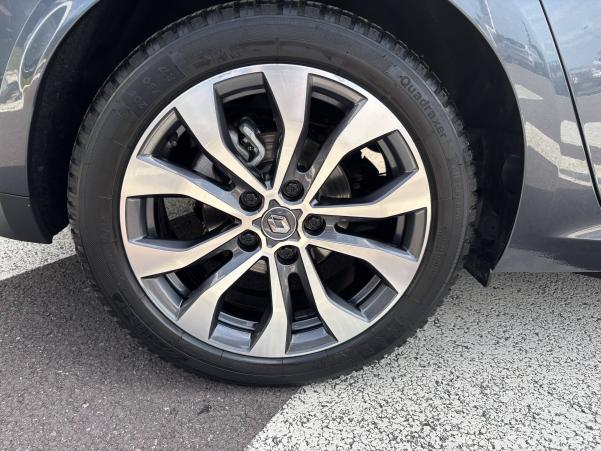 Vente en ligne Renault Megane 4  Blue dCi 115 EDC au prix de 23 990 €
