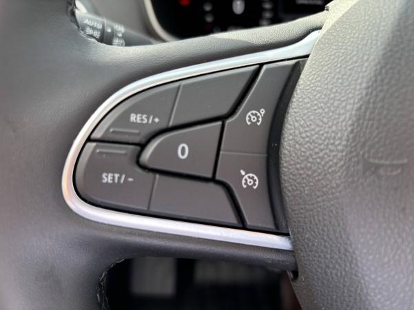Vente en ligne Renault Megane 4  Blue dCi 115 EDC au prix de 23 990 €