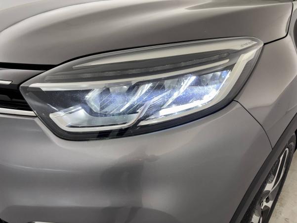 Vente en ligne Renault Captur  dCi 90 EDC au prix de 12 490 €