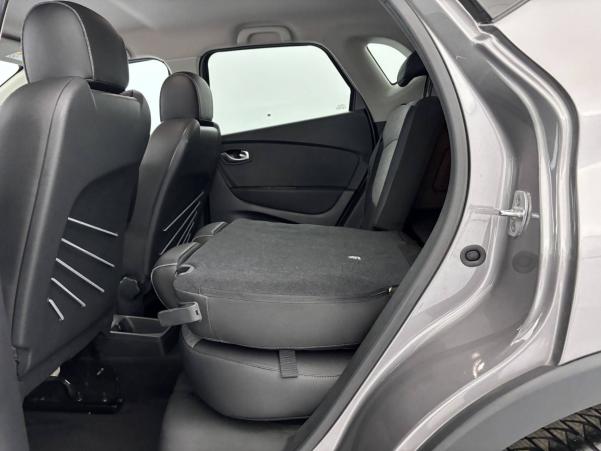 Vente en ligne Renault Captur  dCi 90 EDC au prix de 12 490 €