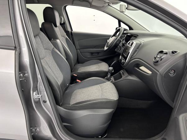 Vente en ligne Renault Captur  dCi 90 EDC au prix de 12 490 €