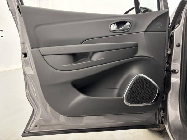 Vente en ligne Renault Captur  dCi 90 EDC au prix de 12 490 €