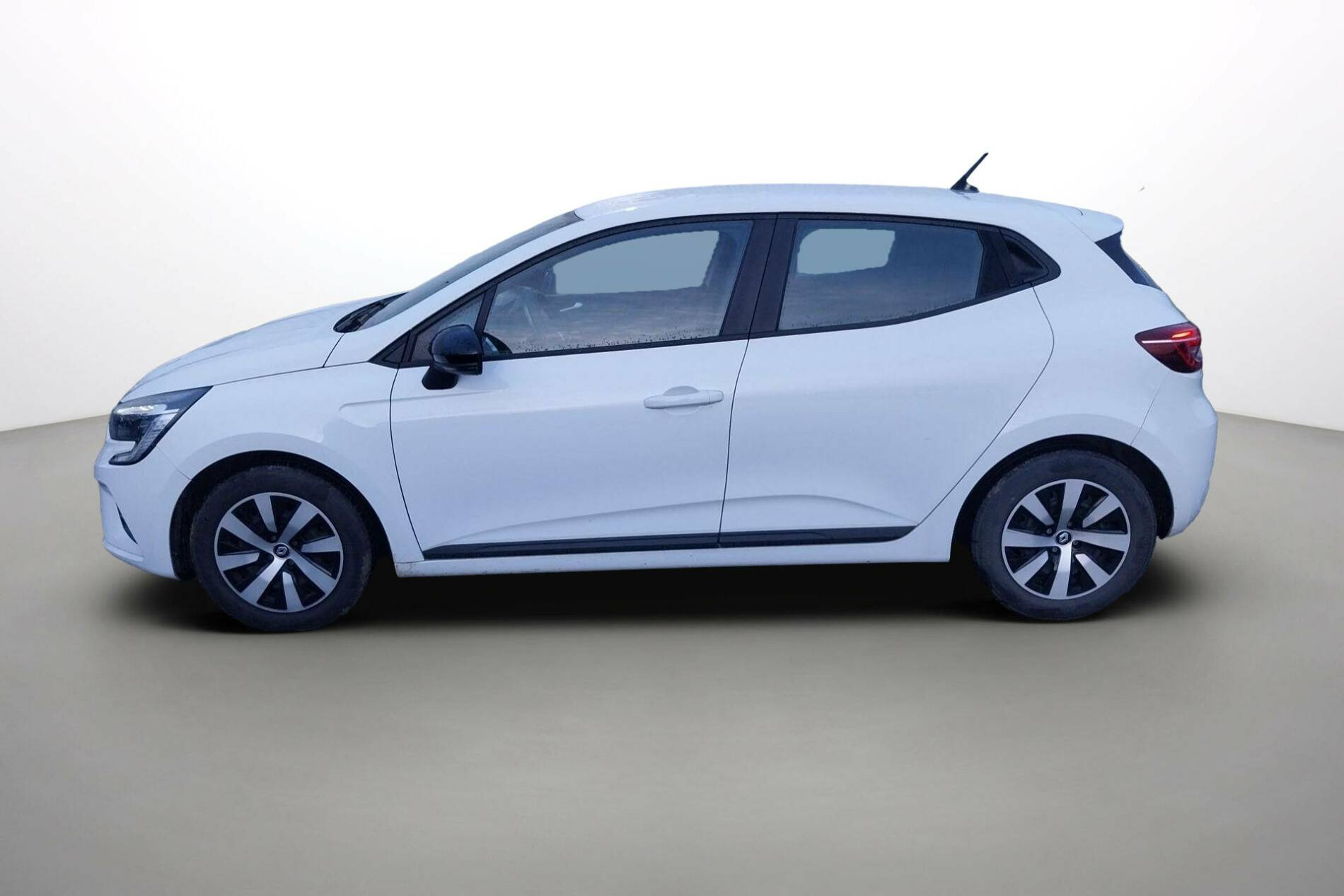 Vente en ligne Renault Clio 5 Clio TCe 90 au prix de 13 990 €