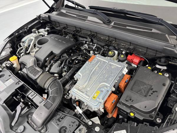 Vente en ligne Renault Arkana  E-Tech hybride 145 - 22 au prix de 21 990 €
