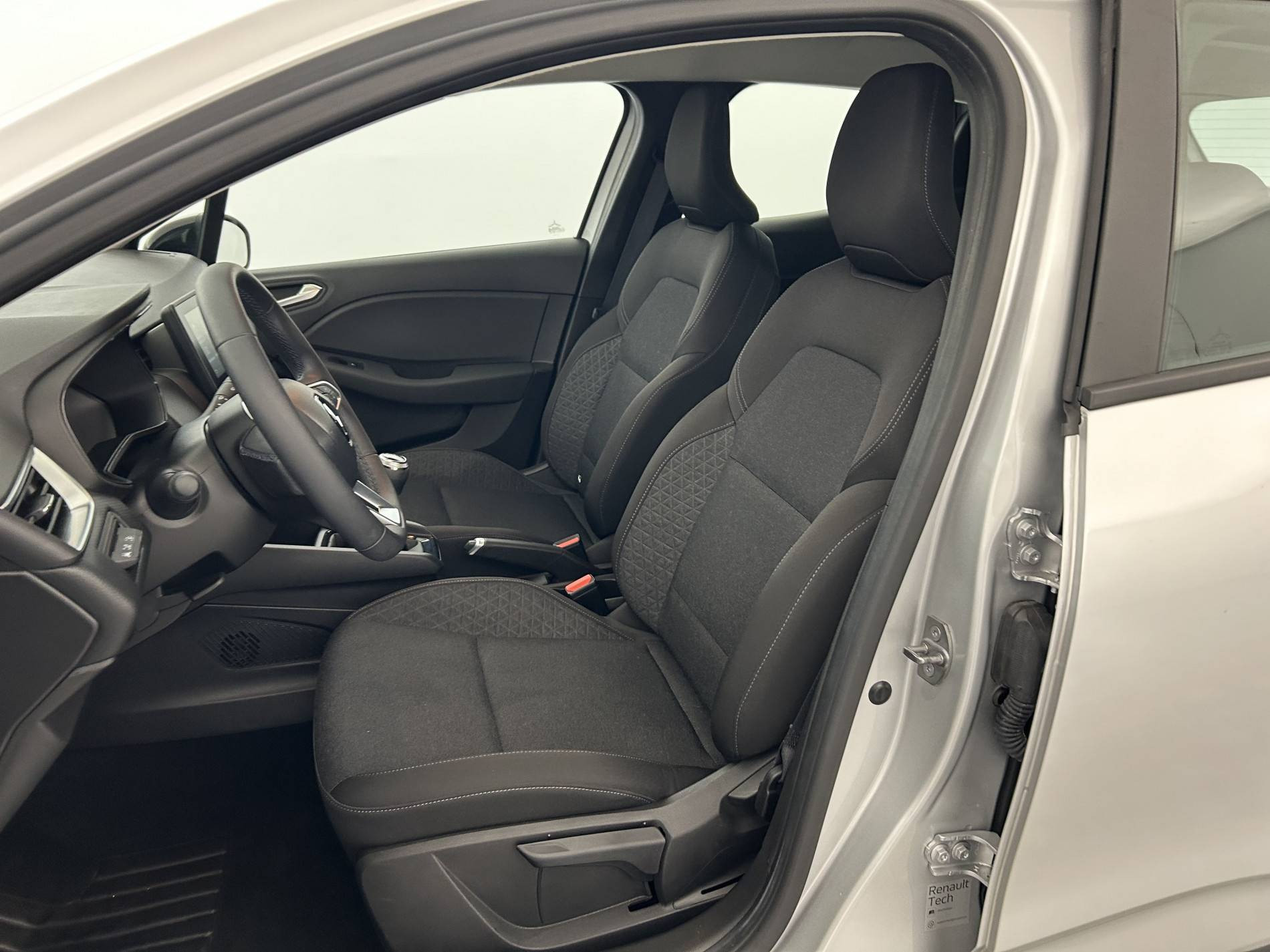 Vente en ligne Renault Clio 5 Clio TCe 90 au prix de 14 990 €