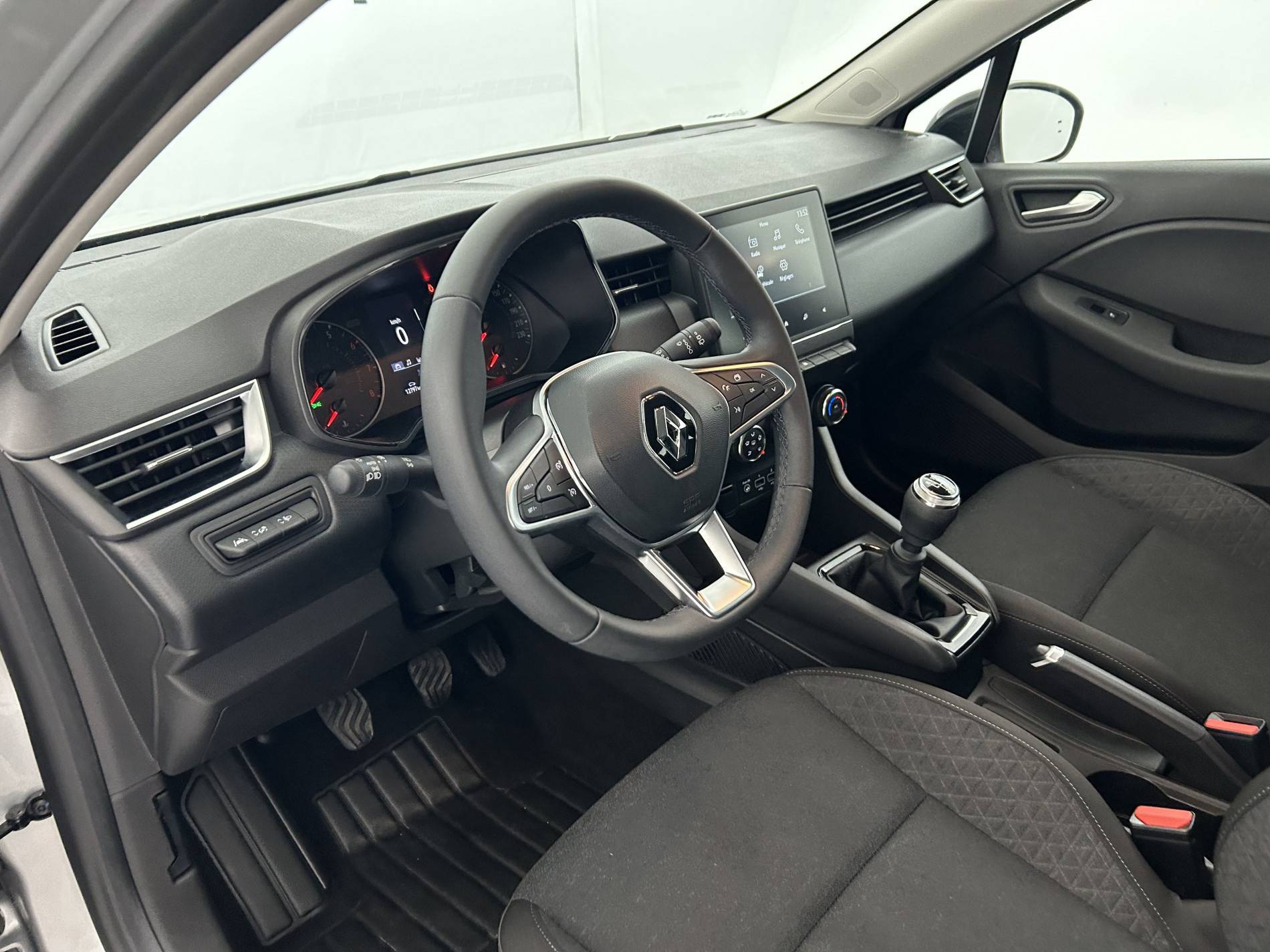 Vente en ligne Renault Clio 5 Clio TCe 90 au prix de 14 990 €