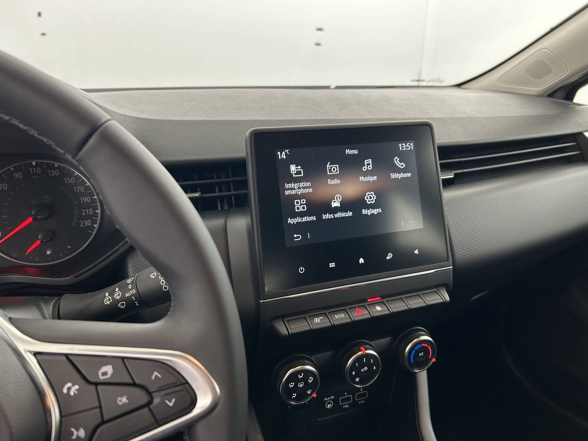 Vente en ligne Renault Clio 5 Clio TCe 90 au prix de 14 990 €