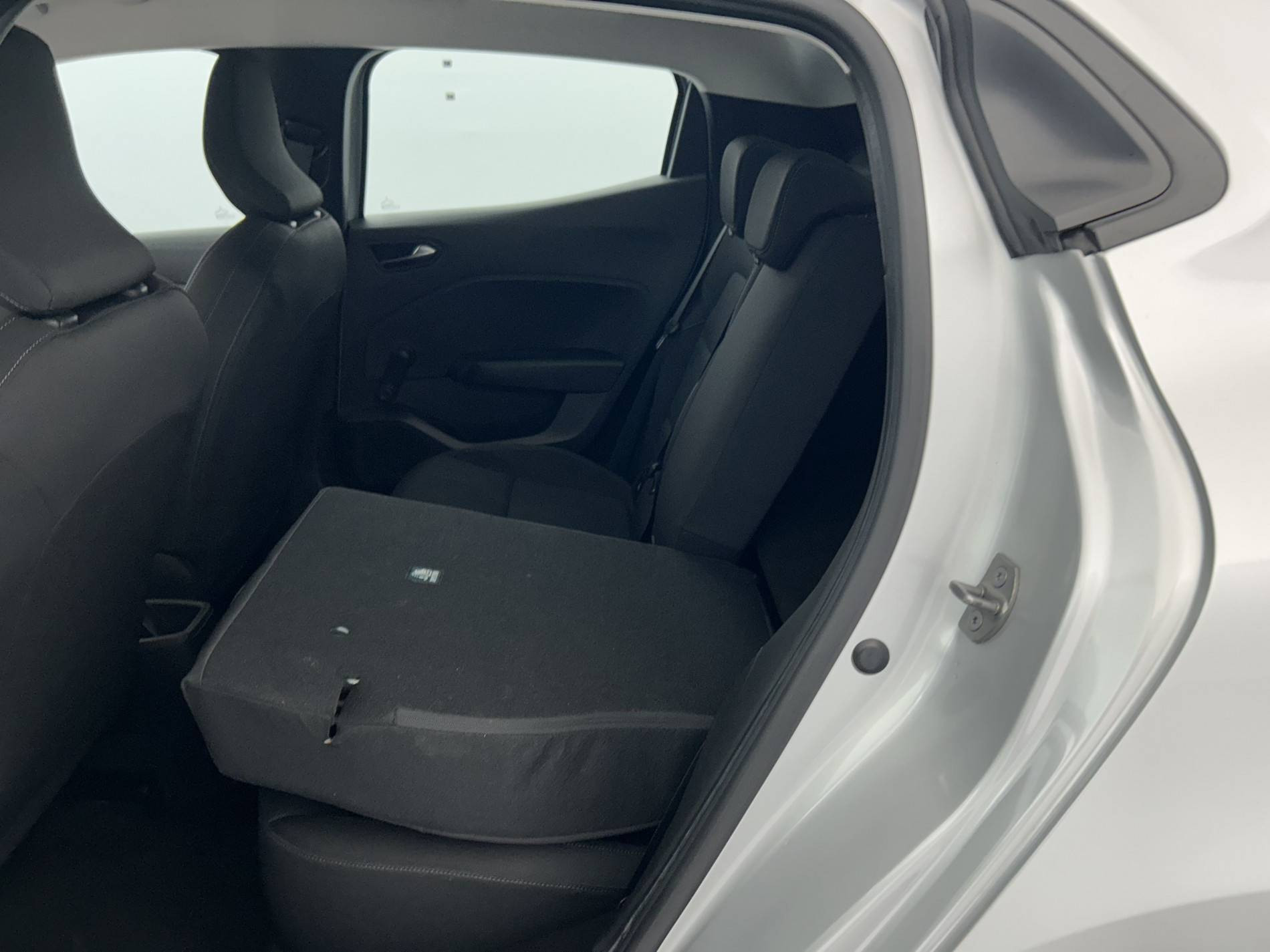 Vente en ligne Renault Clio 5 Clio TCe 90 au prix de 14 990 €