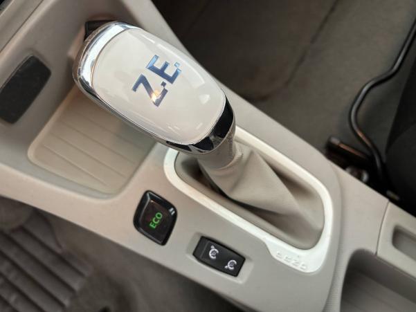 Vente en ligne Renault Zoé Zoe au prix de 6 990 €