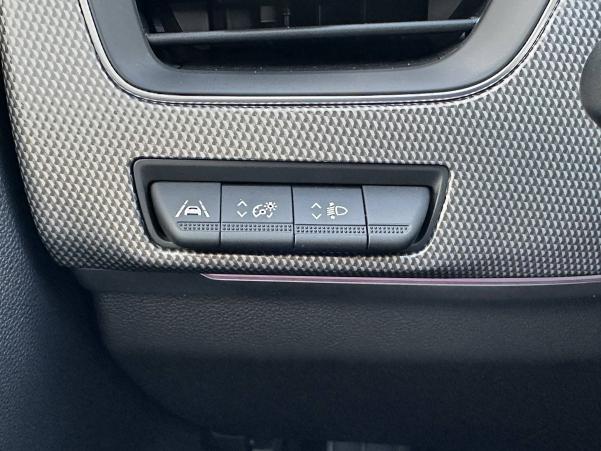 Vente en ligne Renault Arkana  mild hybrid 140 EDC FAP - 22 au prix de 21 990 €