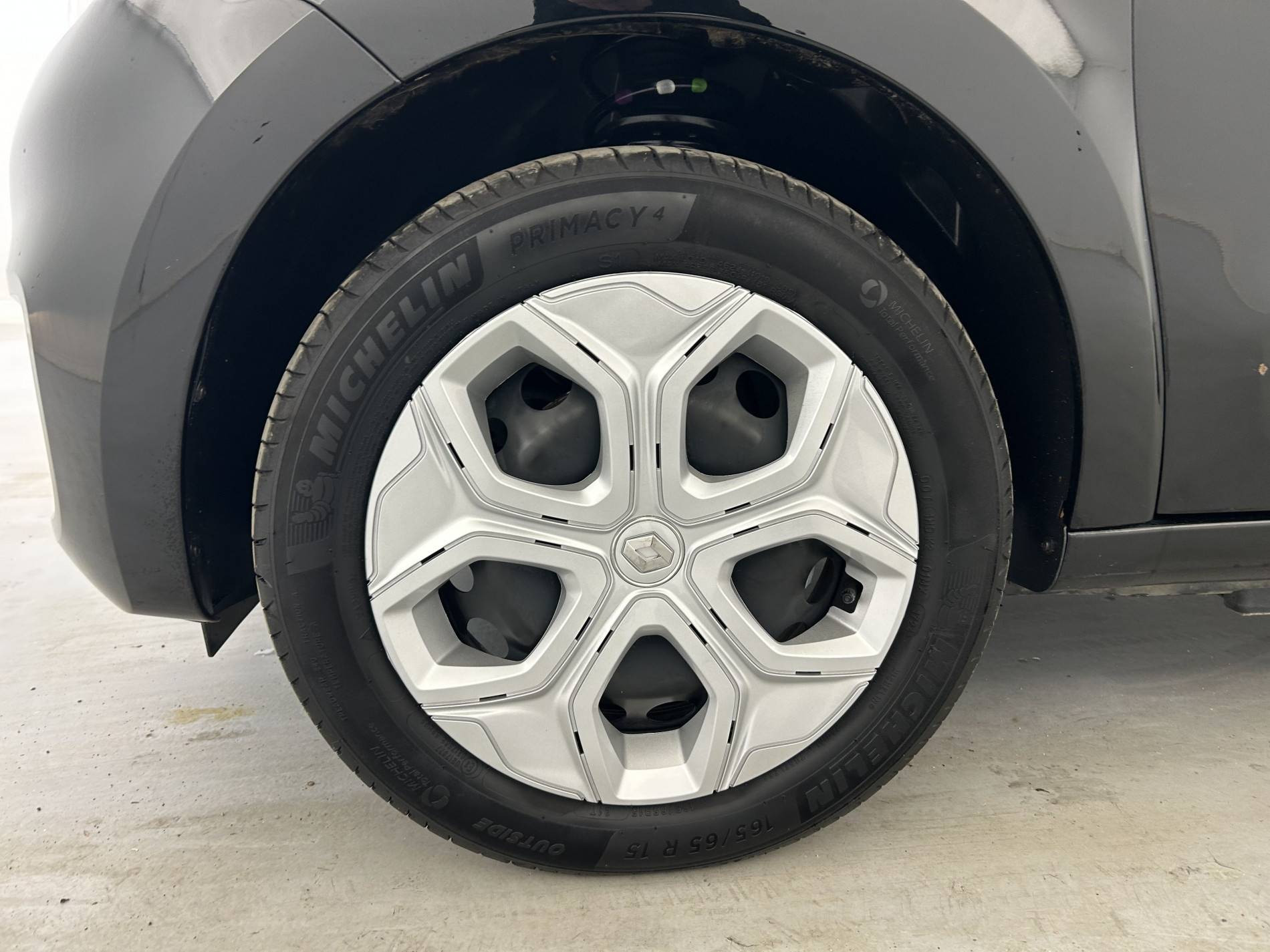 Vente en ligne Renault Twingo Electrique Twingo III E-Tech au prix de 12 490 €