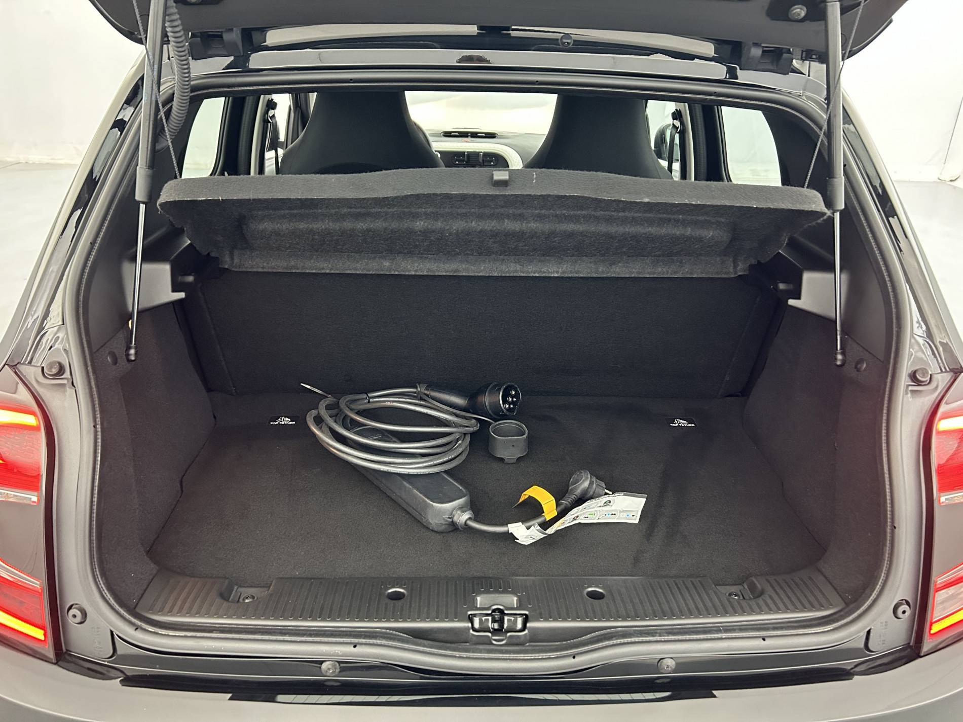 Vente en ligne Renault Twingo Electrique Twingo III E-Tech au prix de 12 490 €