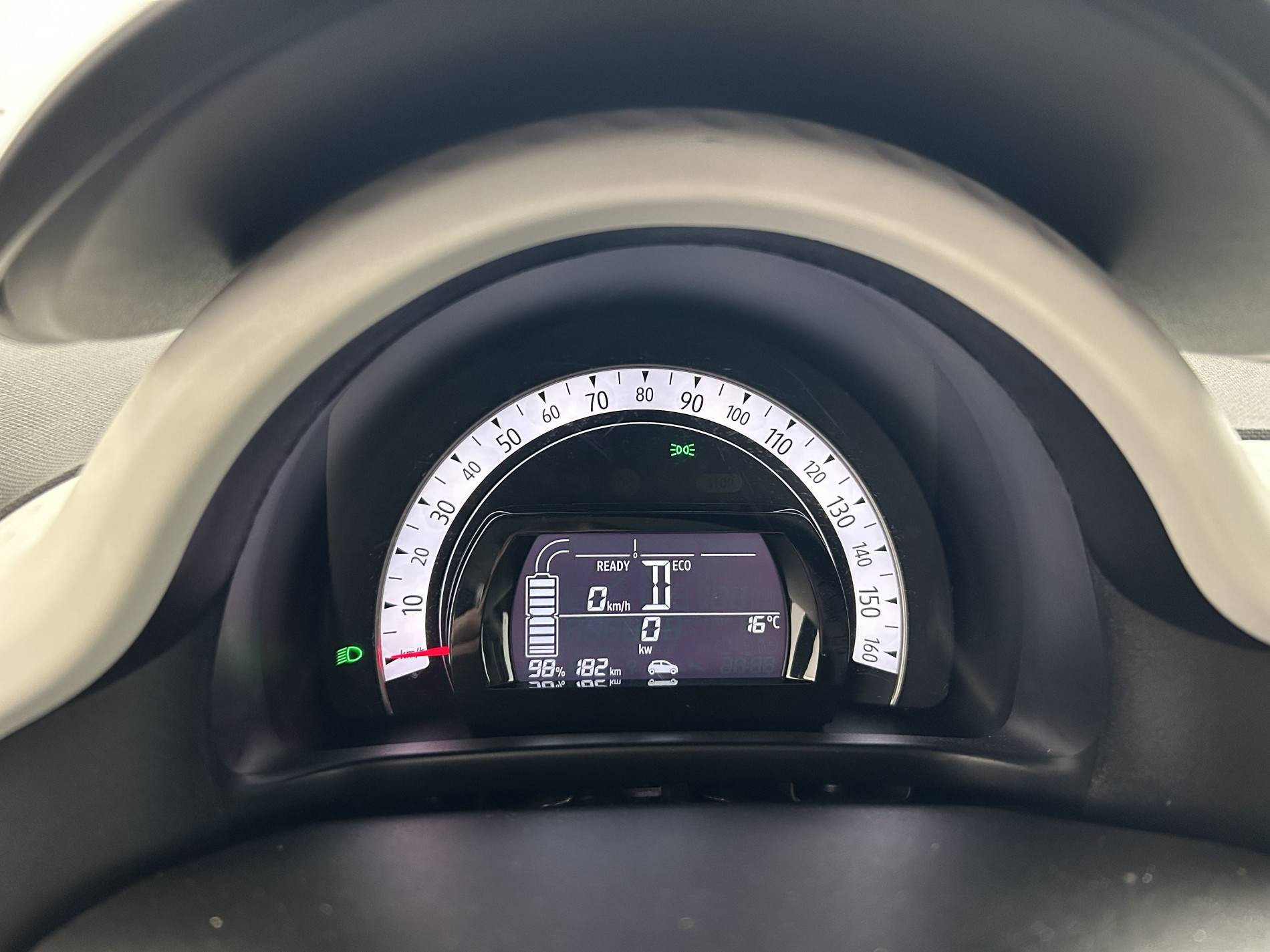 Vente en ligne Renault Twingo Electrique Twingo III E-Tech au prix de 12 490 €