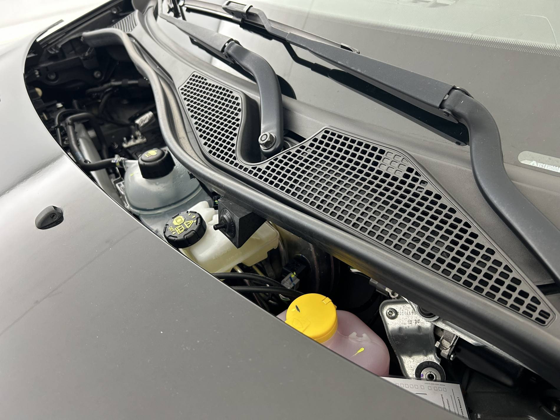 Vente en ligne Renault Twingo Electrique Twingo III E-Tech au prix de 12 490 €