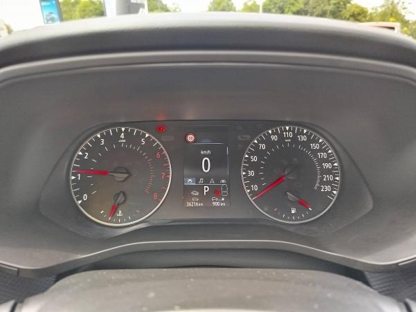 Vente en ligne Renault Arkana  mild hybrid 140 EDC FAP - 22 au prix de 20 690 €