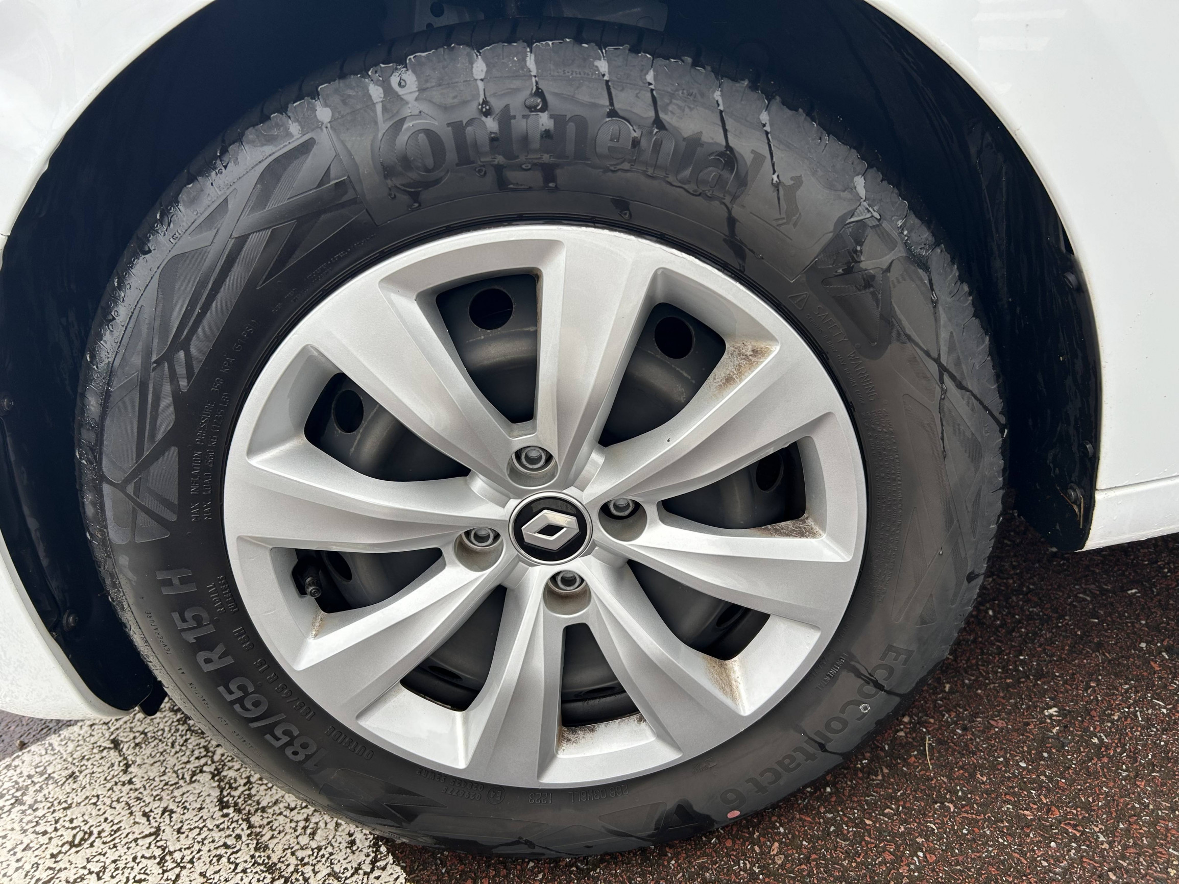 Vente en ligne Renault Clio 5 Clio SCe 65 au prix de 13 490 €