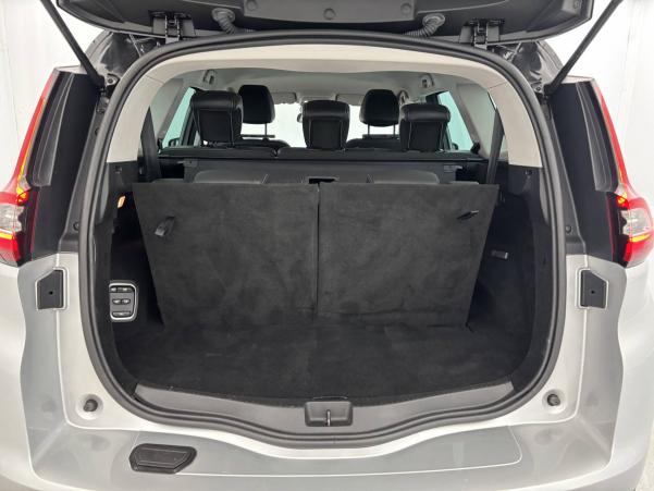 Vente en ligne Renault Grand Scenic 4 Grand Scenic Blue dCi 120 EDC au prix de 21 990 €