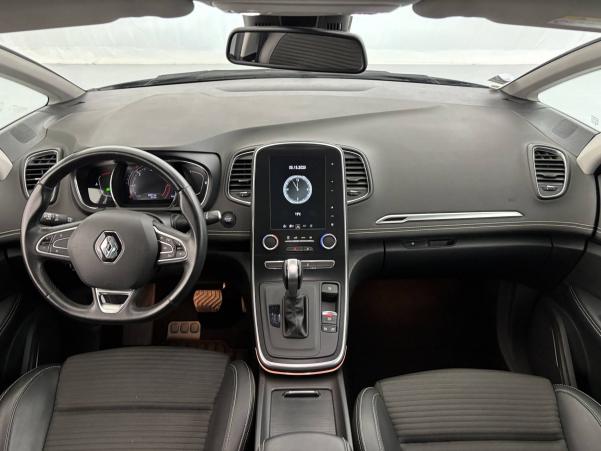 Vente en ligne Renault Grand Scenic 4 Grand Scenic Blue dCi 120 EDC au prix de 21 990 €
