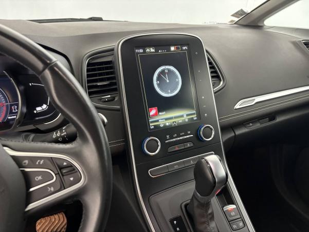 Vente en ligne Renault Grand Scenic 4 Grand Scenic Blue dCi 120 EDC au prix de 21 990 €