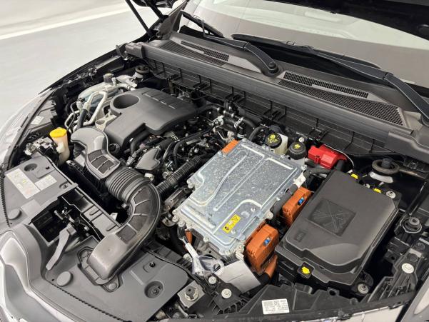 Vente en ligne Renault Arkana  E-Tech hybride 145 - 22 au prix de 21 990 €