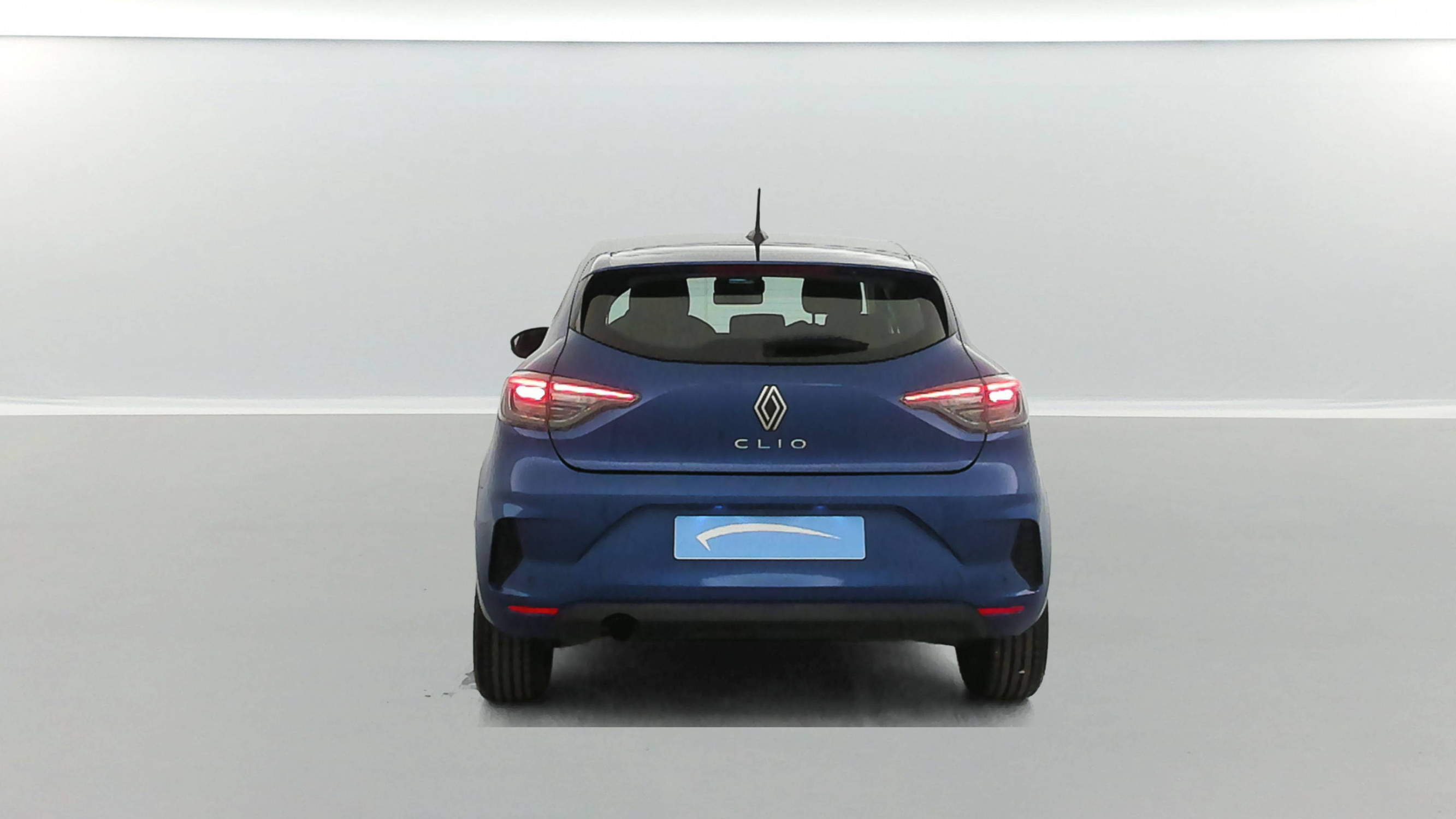 Vente en ligne Renault Clio 5 Clio AUTO ECOLE Blue dCi 100 au prix de 15 690 €