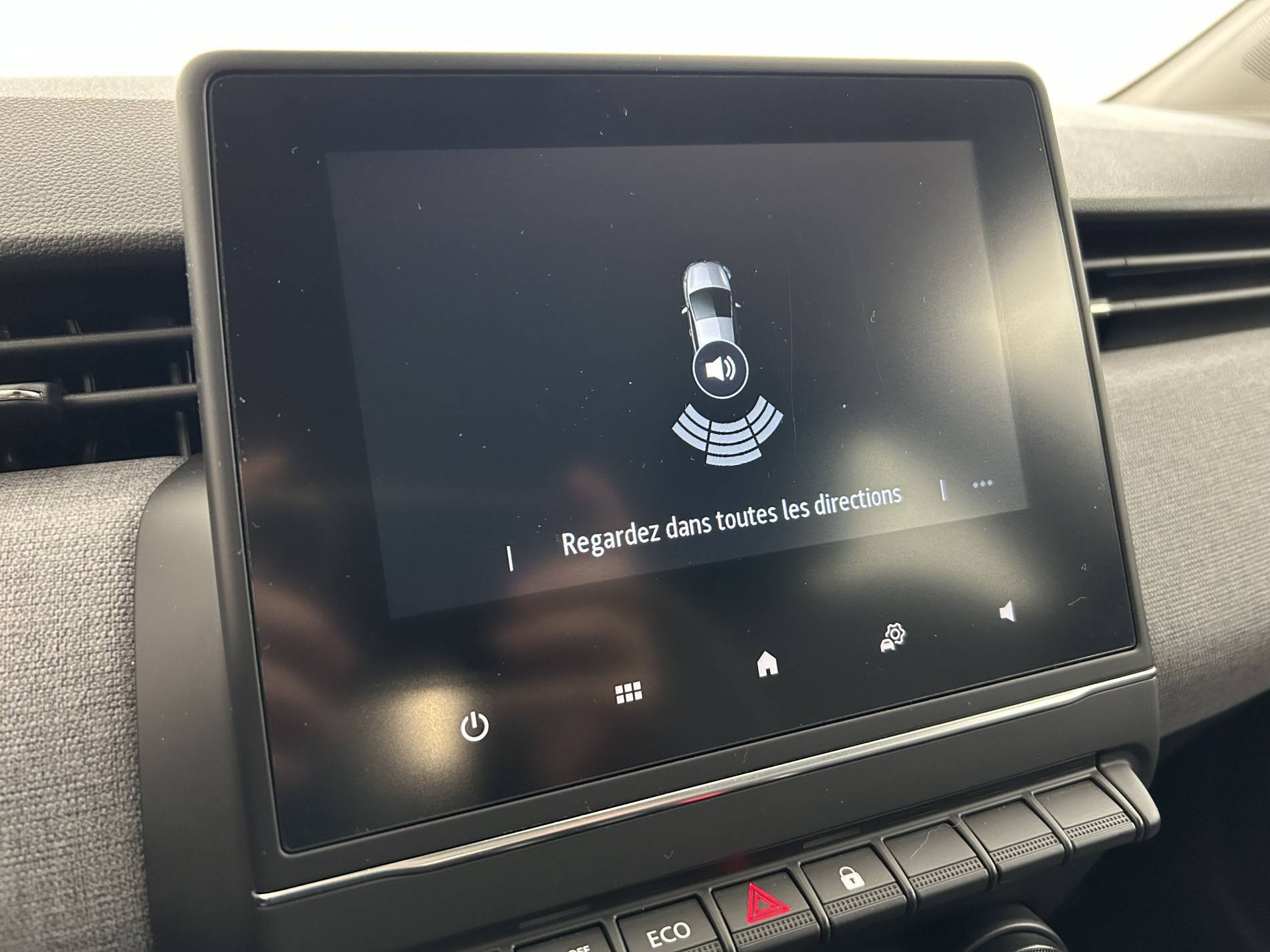 Vente en ligne Renault Clio 5 Clio AUTO ECOLE Blue dCi 100 au prix de 15 690 €