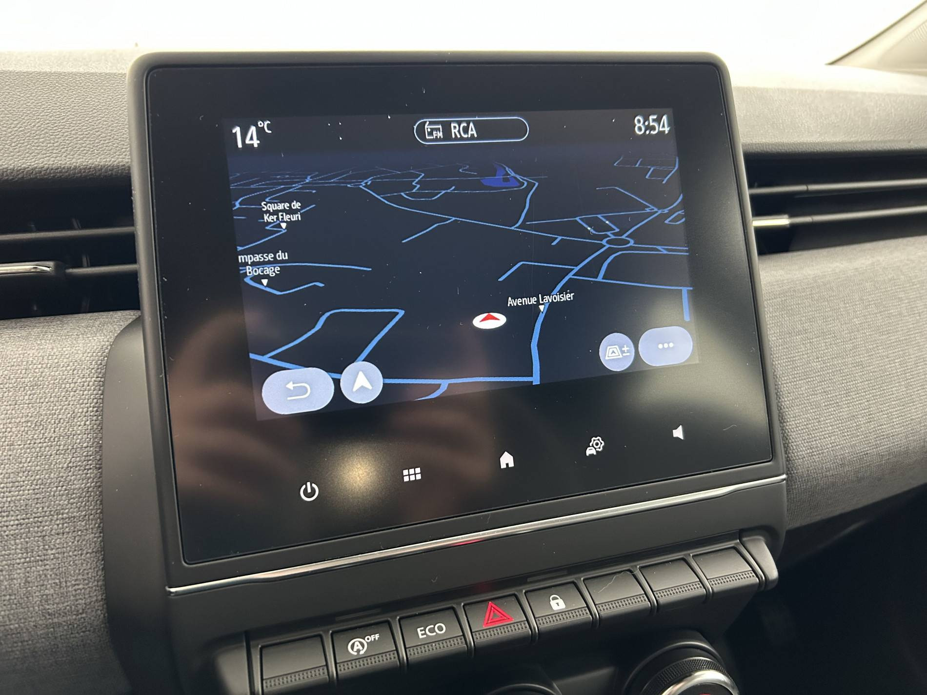 Vente en ligne Renault Clio 5 Clio AUTO ECOLE Blue dCi 100 au prix de 15 690 €